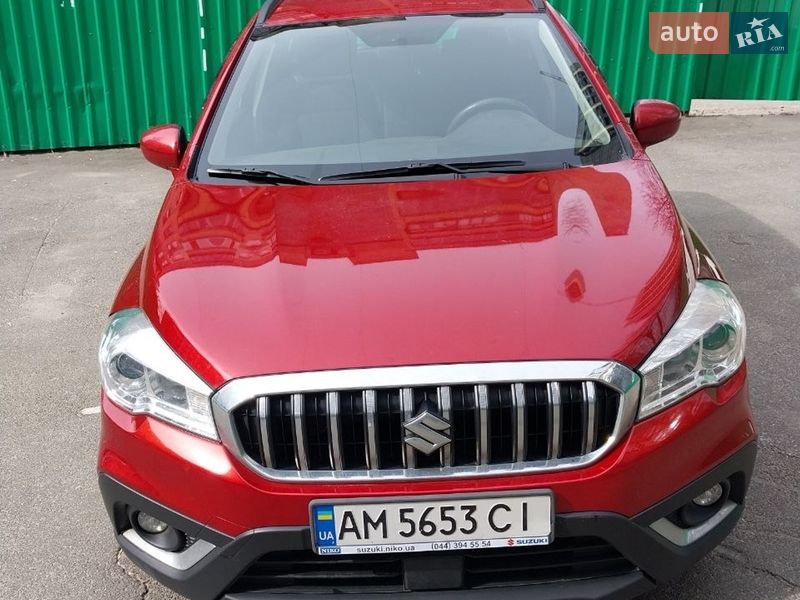 Внедорожник / Кроссовер Suzuki SX4 2018 в Киеве