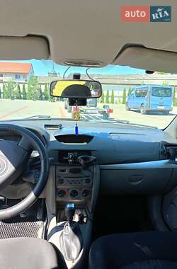 Седан Renault Symbol 2012 в Золочеві Седан Renault Symbol 2012 в Золочеві