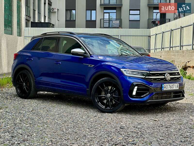 Внедорожник / Кроссовер Volkswagen T-Roc 2020 в Ужгороде