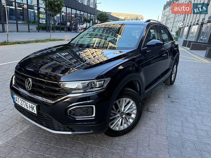 Внедорожник / Кроссовер Volkswagen T-Roc 2021 в Ивано-Франковске