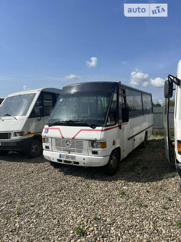 Пригородный автобус Mercedes-Benz T2 1994 в Ивано-Франковске Пригородный автобус Mercedes-Benz T2 1994 в Ивано-Франковске
