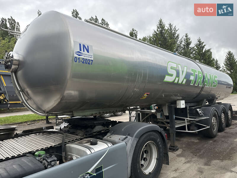 Цистерна полуприцеп Van Hool T300 2001 в Виннице