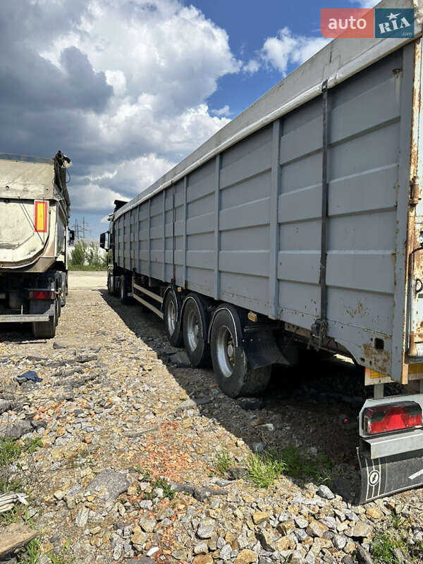 Зерновоз - полуприцеп Fruehauf T38 2009 в Виннице