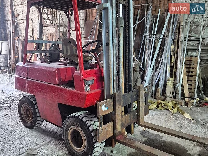 Вилочный погрузчик Linde T 1978 в Львове