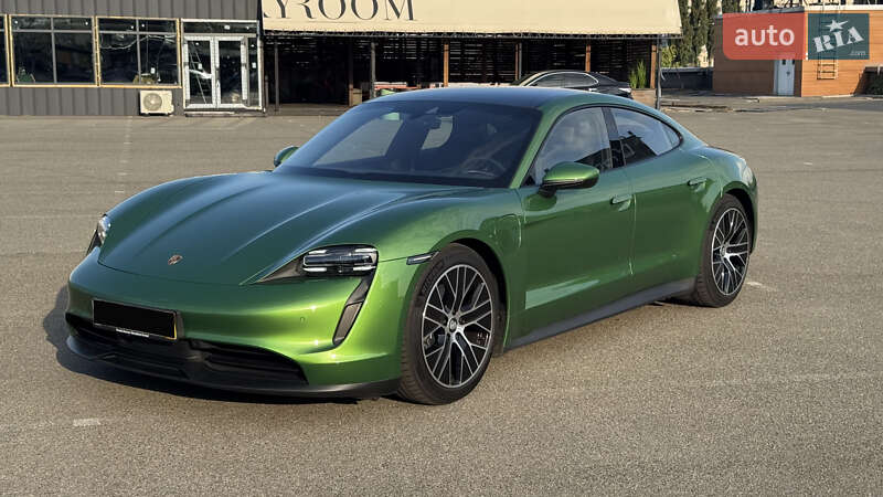 Седан Porsche Taycan 2022 в Киеве Седан Porsche Taycan 2022 в Киеве