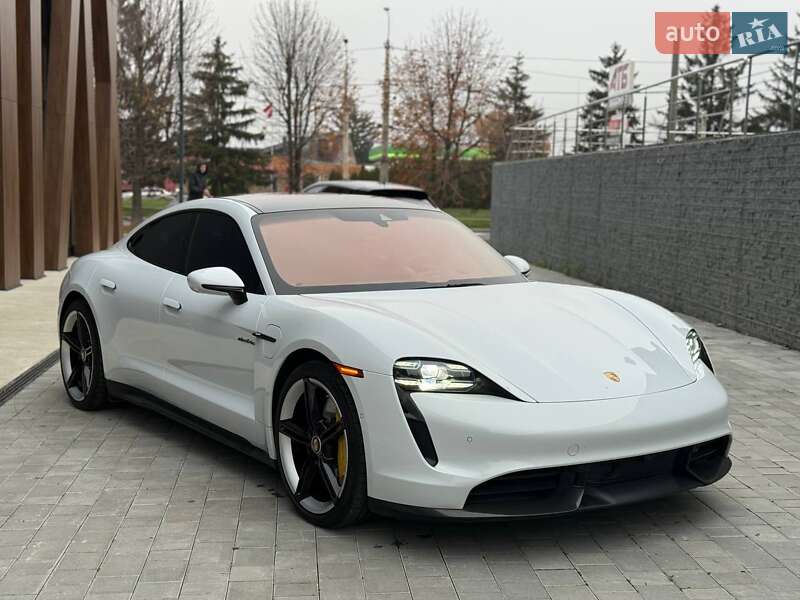 Седан Porsche Taycan 2020 в Луцке Седан Porsche Taycan 2020 в Луцке