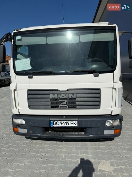 Грузовой фургон MAN TGL 2009 в Старом Самборе