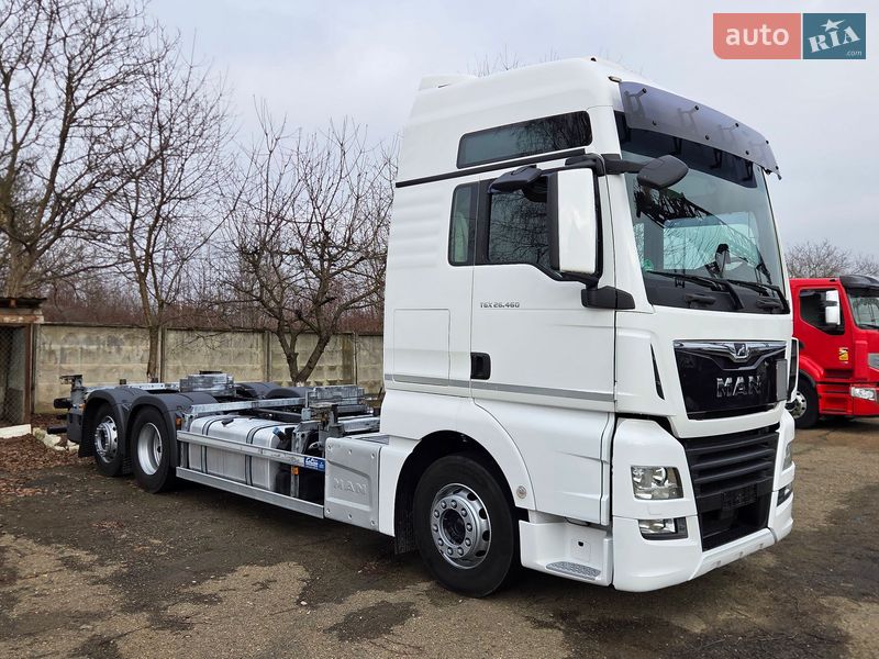 Контейнеровоз MAN TGX 2018 в Черновцах Контейнеровоз MAN TGX 2018 в Черновцах