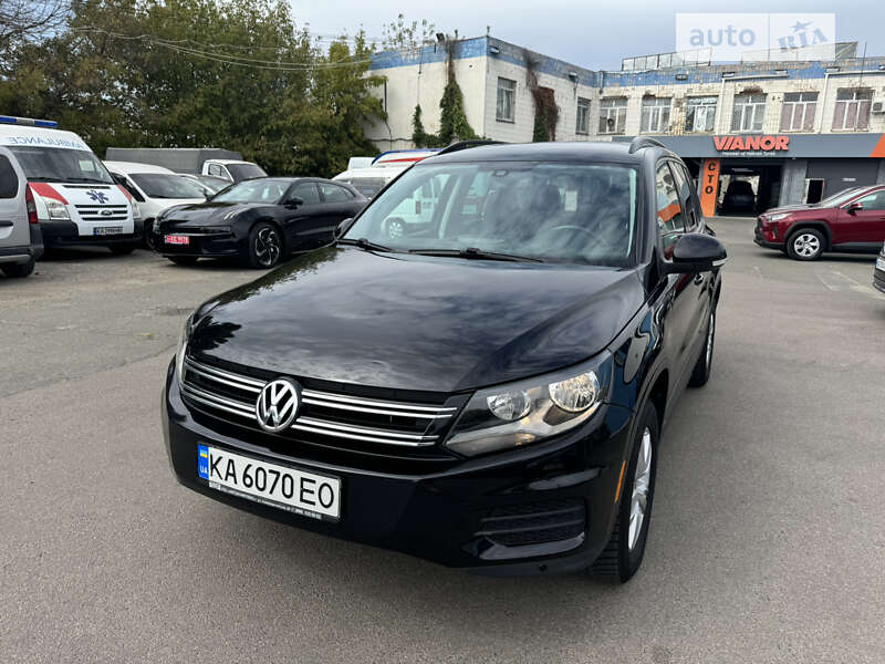 Позашляховик / Кросовер Volkswagen Tiguan 2016 в Києві