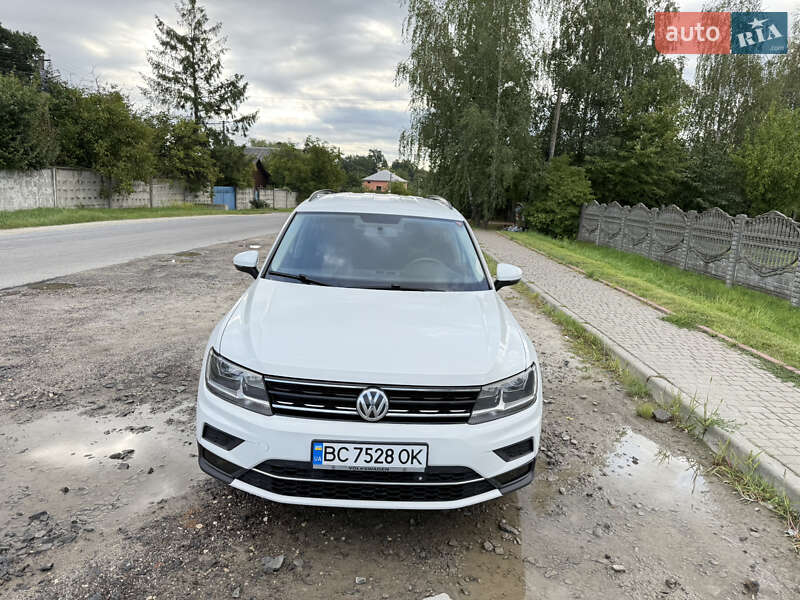 Внедорожник / Кроссовер Volkswagen Tiguan 2019 в Львове
