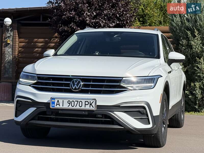 Внедорожник / Кроссовер Volkswagen Tiguan 2021 в Киеве