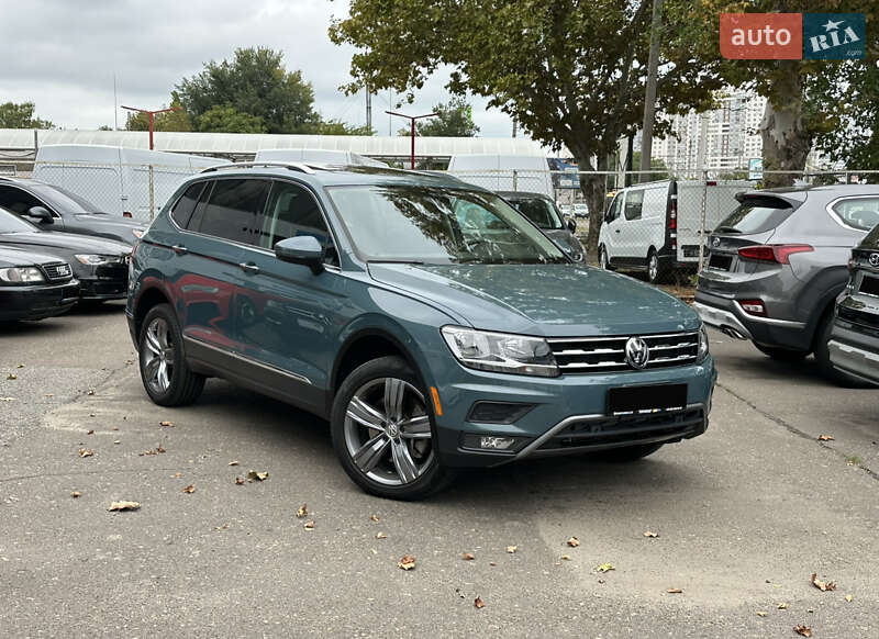 Внедорожник / Кроссовер Volkswagen Tiguan 2019 в Одессе