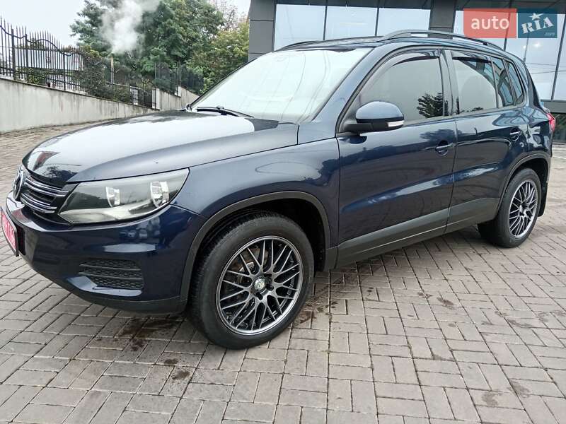 Внедорожник / Кроссовер Volkswagen Tiguan 2016 в Киеве
