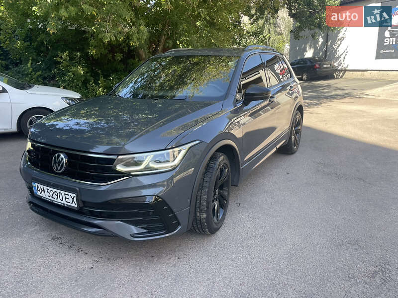 Внедорожник / Кроссовер Volkswagen Tiguan 2021 в Житомире