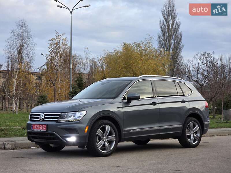 Внедорожник / Кроссовер Volkswagen Tiguan 2021 в Кривом Роге
