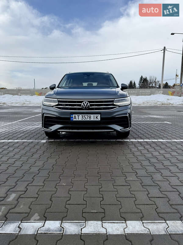 Внедорожник / Кроссовер Volkswagen Tiguan 2023 в Ивано-Франковске