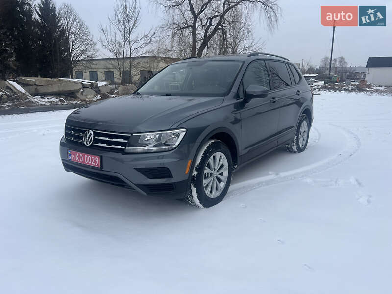Внедорожник / Кроссовер Volkswagen Tiguan 2018 в Львове