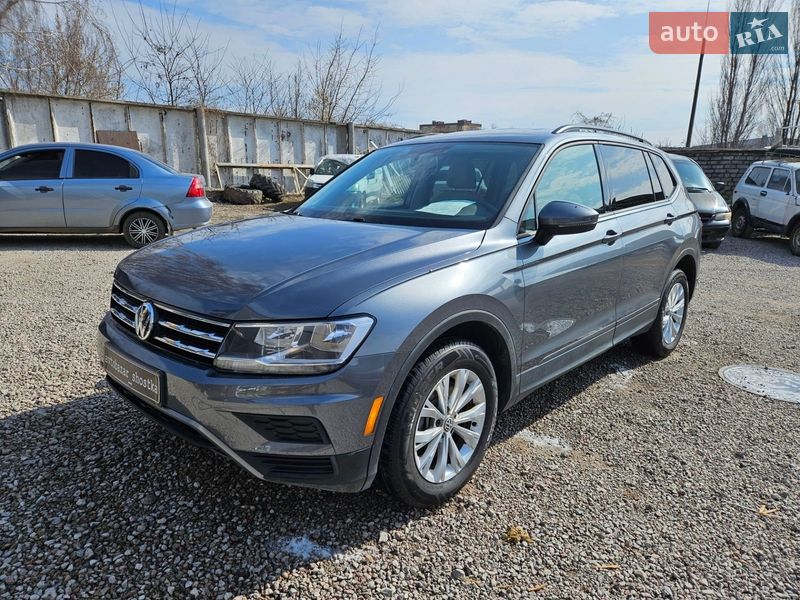 Внедорожник / Кроссовер Volkswagen Tiguan 2018 в Шостке