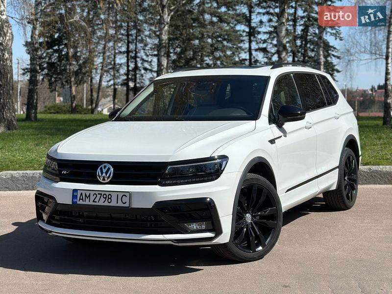 Внедорожник / Кроссовер Volkswagen Tiguan 2020 в Киеве