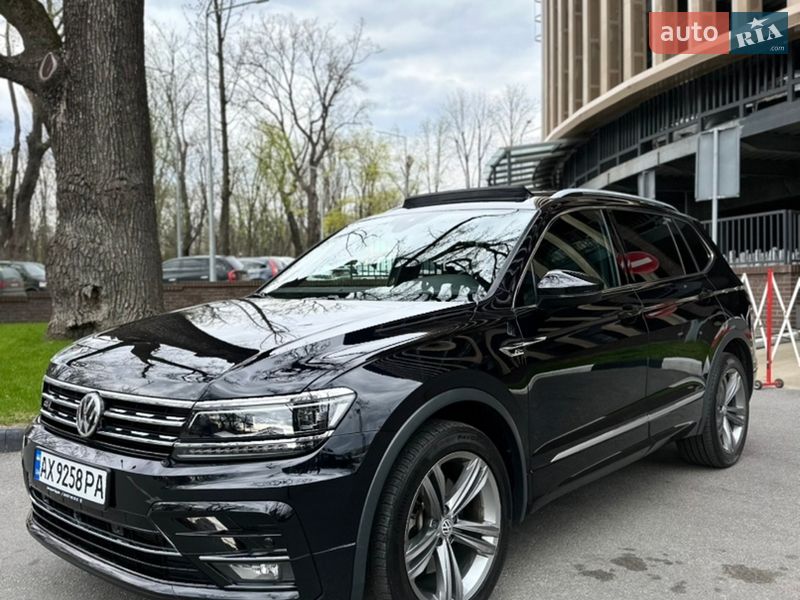 Позашляховик / Кросовер Volkswagen Tiguan 2018 в Харкові