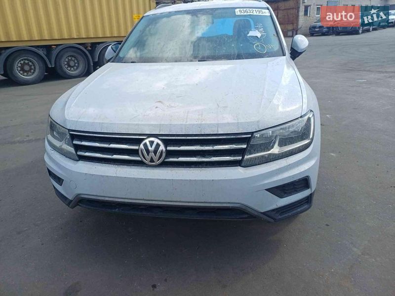 Позашляховик / Кросовер Volkswagen Tiguan 2017 в Києві