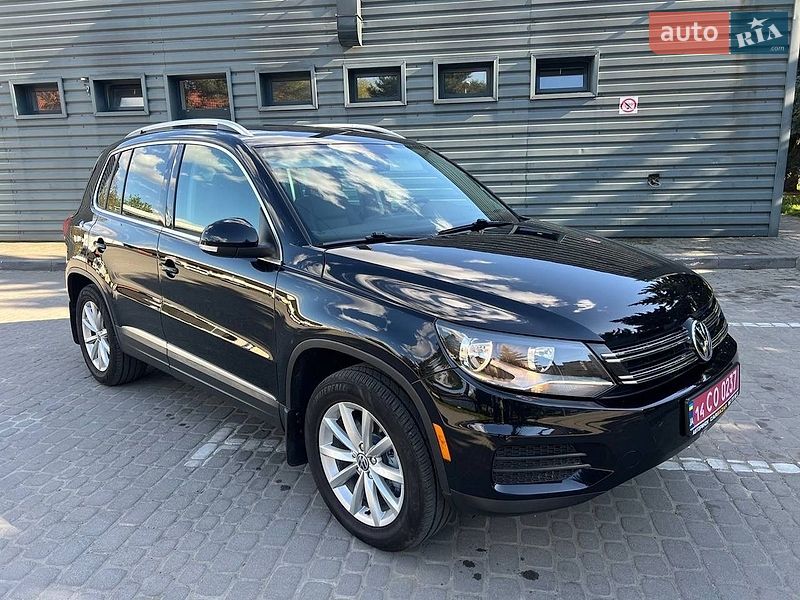 Позашляховик / Кросовер Volkswagen Tiguan 2016 в Івано-Франківську