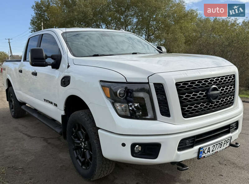Грузовой фургон Nissan Titan 2018 в Киеве Грузовой фургон Nissan Titan 2018 в Киеве