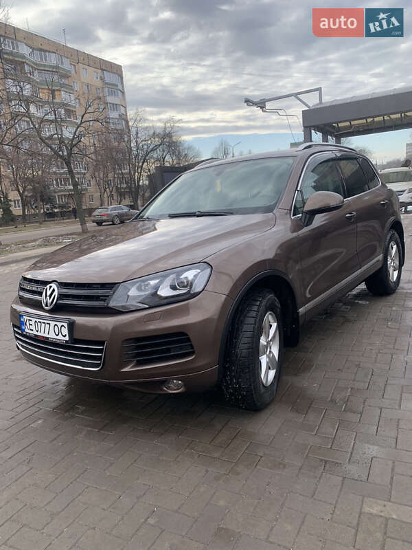 Позашляховик / Кросовер Volkswagen Touareg 2013 в Кривому Розі