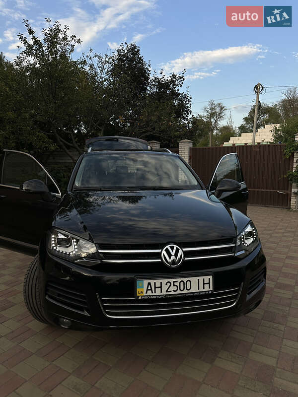Внедорожник / Кроссовер Volkswagen Touareg 2013 в Киеве Внедорожник / Кроссовер Volkswagen Touareg 2013 в Киеве