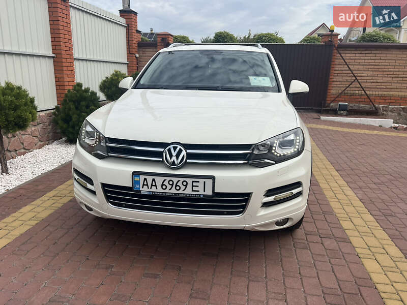 Внедорожник / Кроссовер Volkswagen Touareg 2011 в Киеве Внедорожник / Кроссовер Volkswagen Touareg 2011 в Киеве