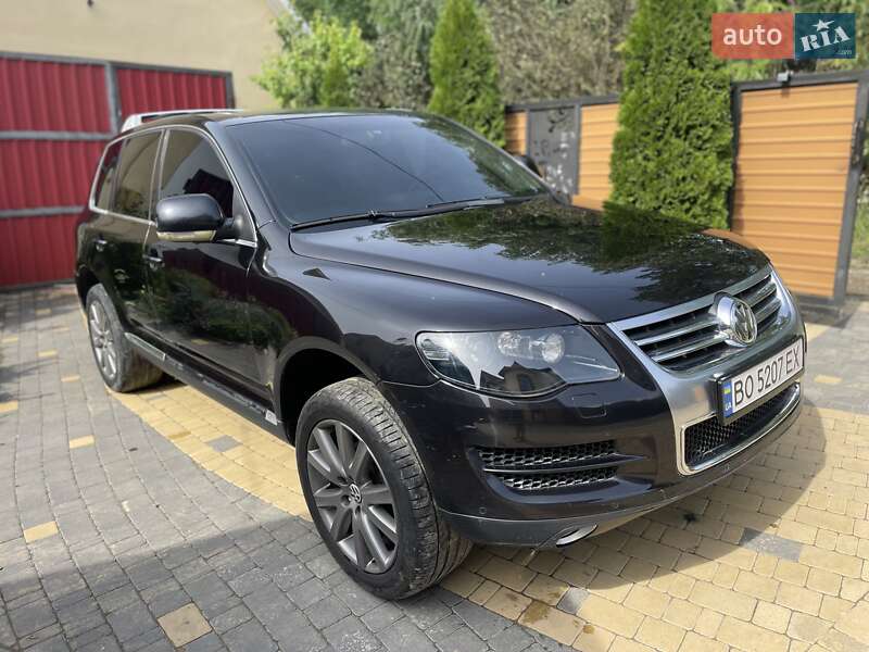 Внедорожник / Кроссовер Volkswagen Touareg 2007 в Тернополе