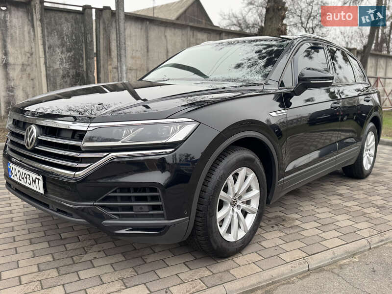 Внедорожник / Кроссовер Volkswagen Touareg 2020 в Лубнах