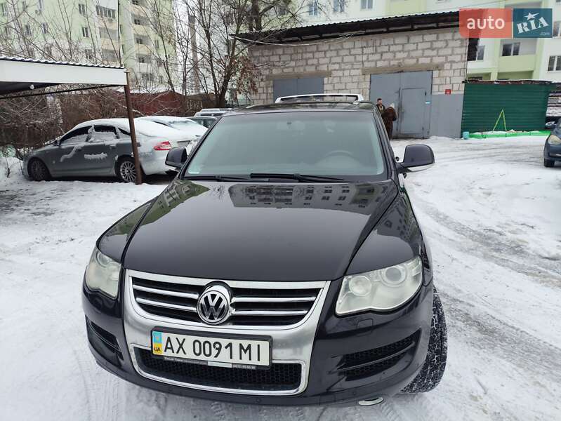 Внедорожник / Кроссовер Volkswagen Touareg 2007 в Харькове