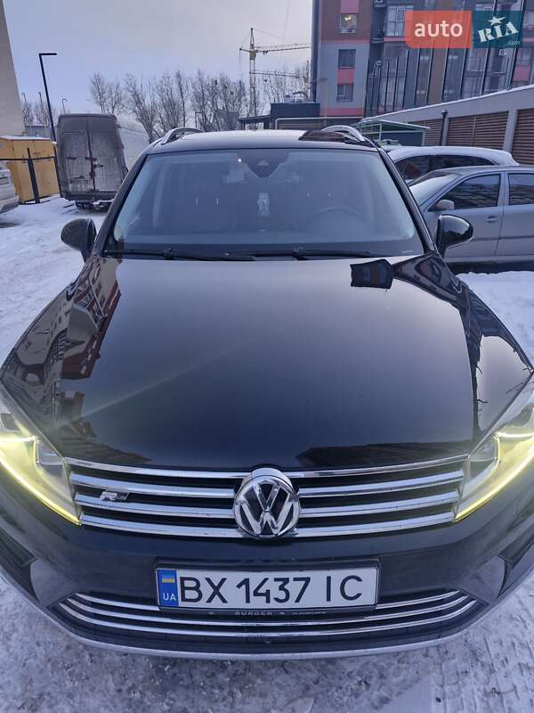 Внедорожник / Кроссовер Volkswagen Touareg 2016 в Хмельницком Внедорожник / Кроссовер Volkswagen Touareg 2016 в Хмельницком