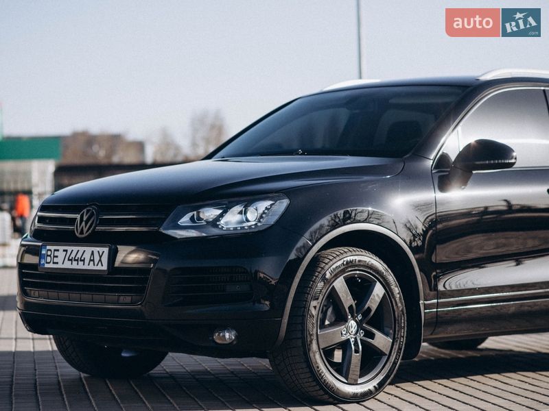 Позашляховик / Кросовер Volkswagen Touareg 2010 в Вознесенську