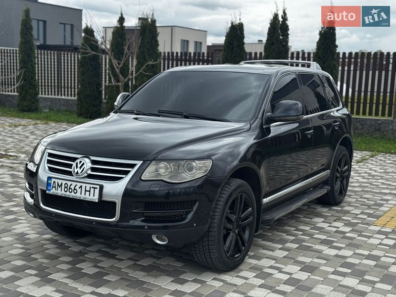 Внедорожник / Кроссовер Volkswagen Touareg 2007 в Василькове