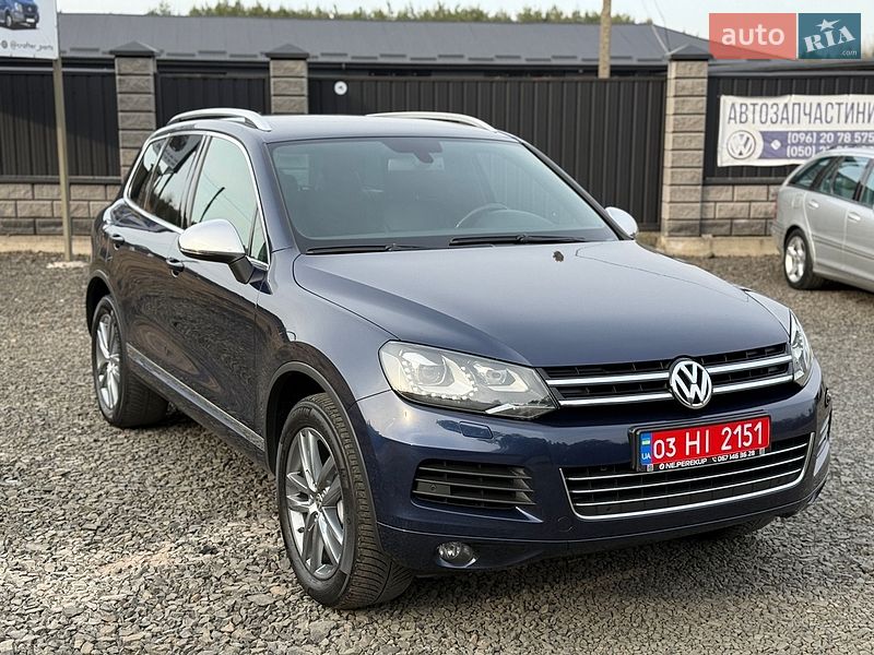 Позашляховик / Кросовер Volkswagen Touareg 2013 в Луцьку