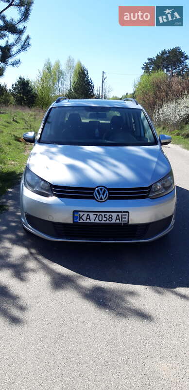 Минивэн Volkswagen Touran 2011 в Киеве Минивэн Volkswagen Touran 2011 в Киеве
