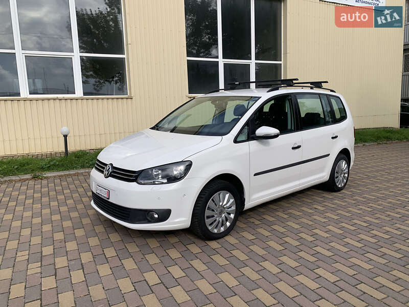 Минивэн Volkswagen Touran 2011 в Ровно