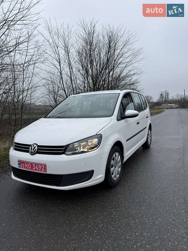 Минивэн Volkswagen Touran 2012 в Великой Багачке