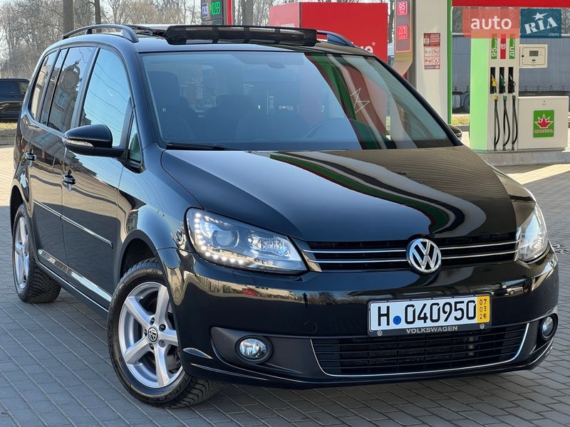 Минивэн Volkswagen Touran 2014 в Житомире