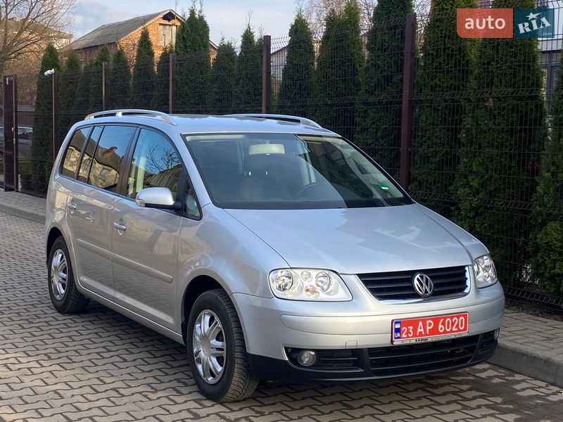 Минивэн Volkswagen Touran 2005 в Вознесенске Минивэн Volkswagen Touran 2005 в Вознесенске