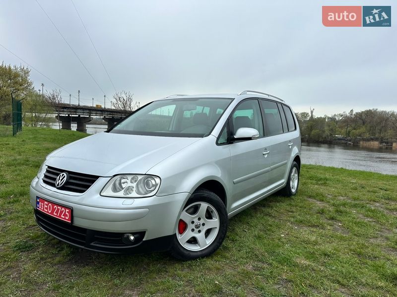Мінівен Volkswagen Touran 2005 в Києві