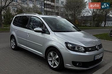 Мінівен Volkswagen Touran 2010 в Хмельницькому