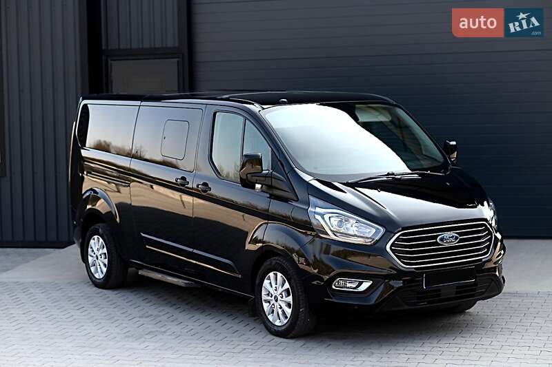Минивэн Ford Tourneo Custom 2019 в Дубно