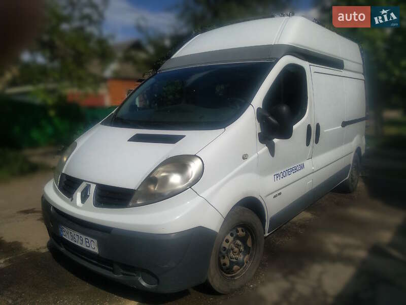 Грузовой фургон Renault Trafic 2011 в Сумах
