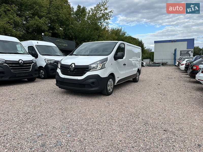 Грузовой фургон Renault Trafic 2016 в Ровно Грузовой фургон Renault Trafic 2016 в Ровно