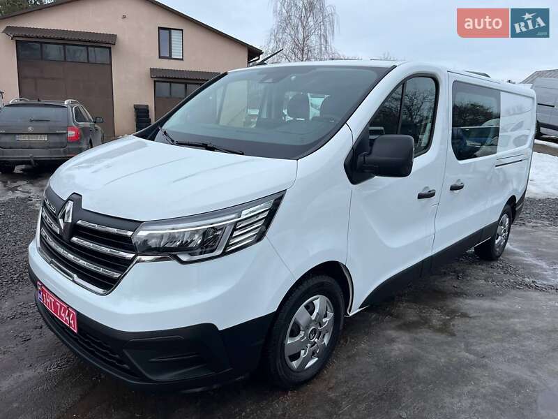 Грузопассажирский фургон Renault Trafic 2022 в Дубно Грузопассажирский фургон Renault Trafic 2022 в Дубно