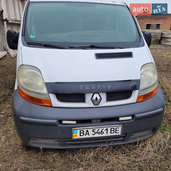 Мінівен Renault Trafic 2005 в Марганці Мінівен Renault Trafic 2005 в Марганці