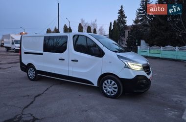 Вантажопасажирський фургон Renault Trafic 2021 в Рівному